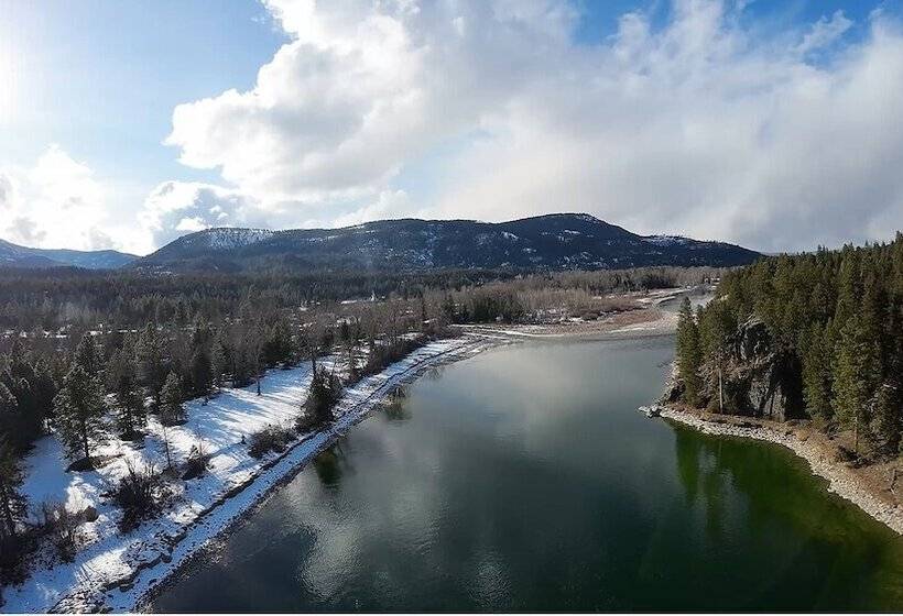 Eagles  Nest Bed And Breakfast