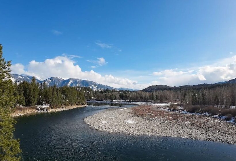 Eagles  Nest Bed And Breakfast