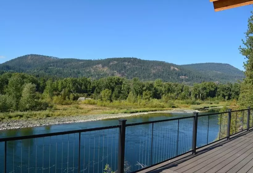 Eagles  Nest Bed And Breakfast