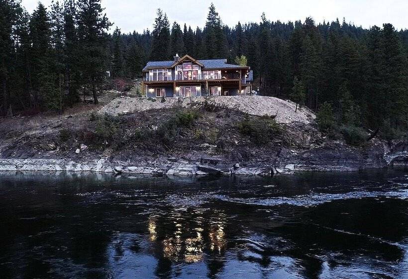 Eagles  Nest Bed And Breakfast