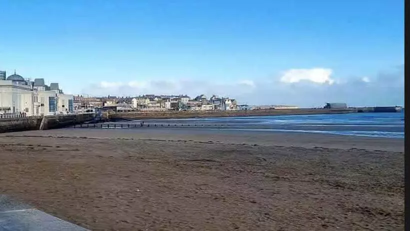 Cosy Dog Friendly Cottage, Sleeps 4, Bridlington