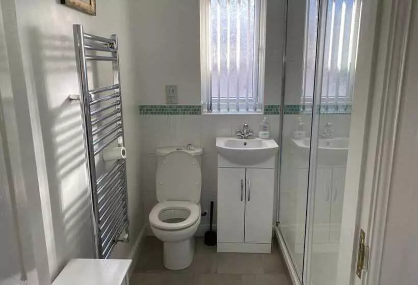 Cosy Dog Friendly Cottage, Sleeps 4, Bridlington