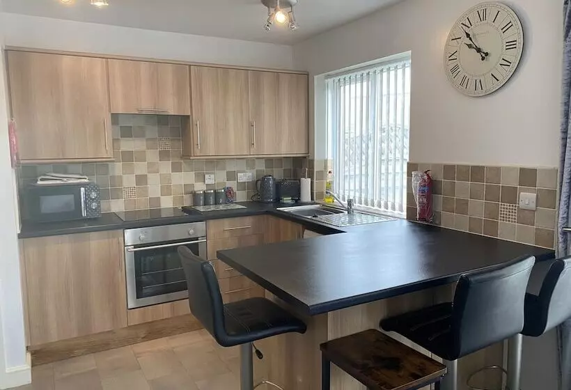 Cosy Dog Friendly Cottage, Sleeps 4, Bridlington