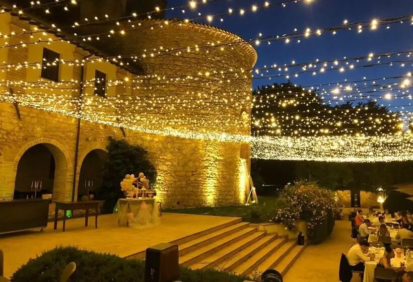 Hotelli Chiesatonda Resort