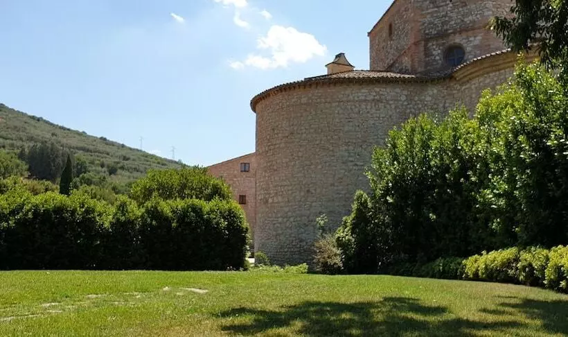 Hotelli Chiesatonda Resort