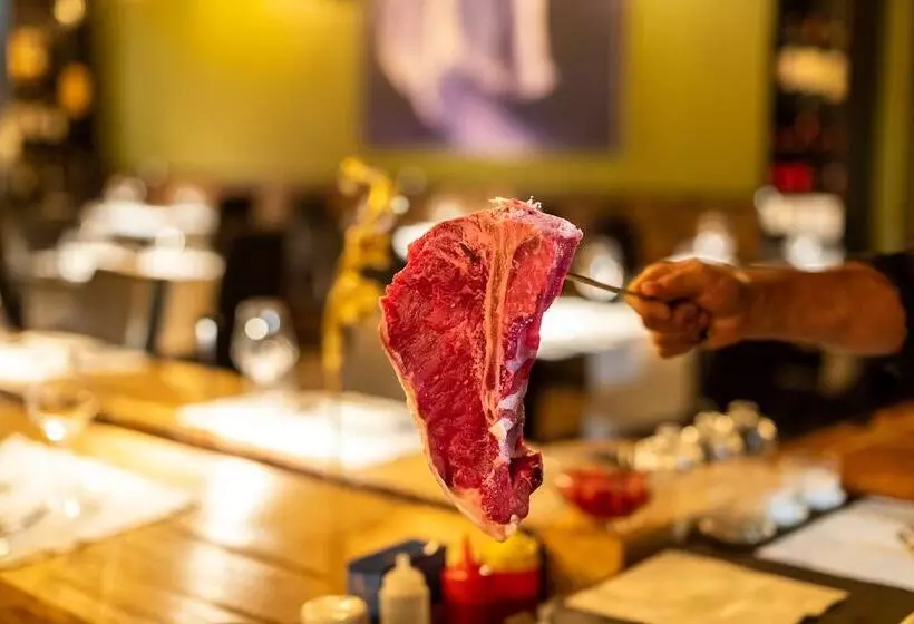 Hotelli Chiesatonda Resort