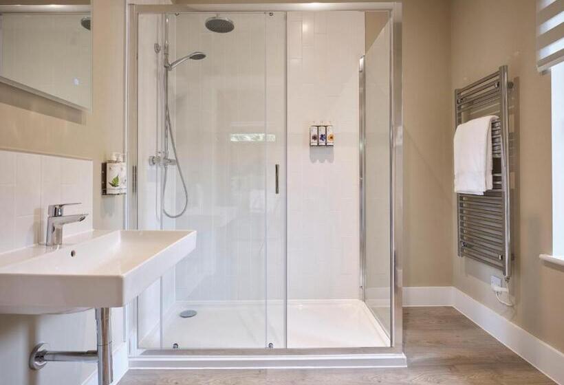 酒店 The Weeping Willow