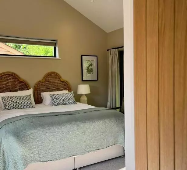 Hotelli The Weeping Willow