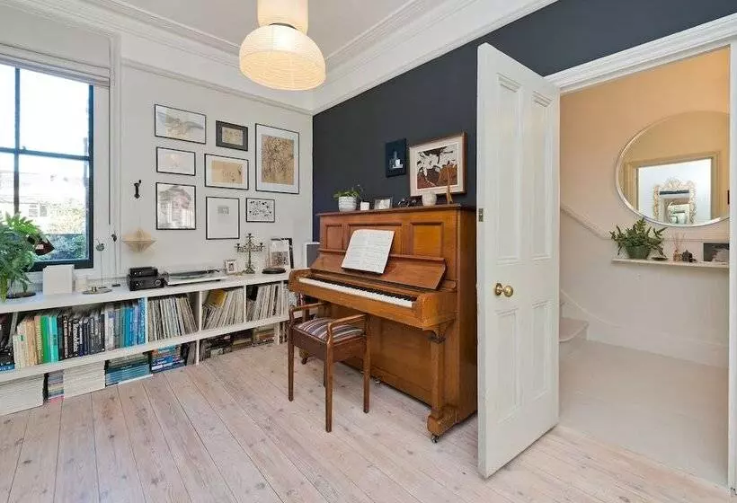 Interior Designed House With Garden In North West London By Underthedoormat