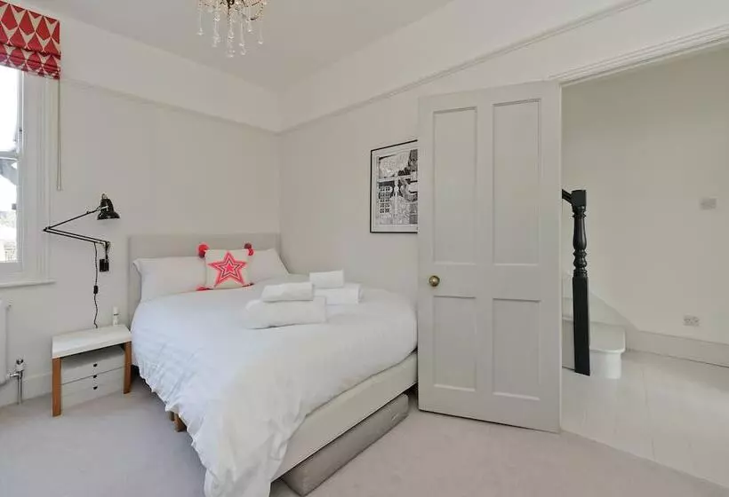 Interior Designed House With Garden In North West London By Underthedoormat