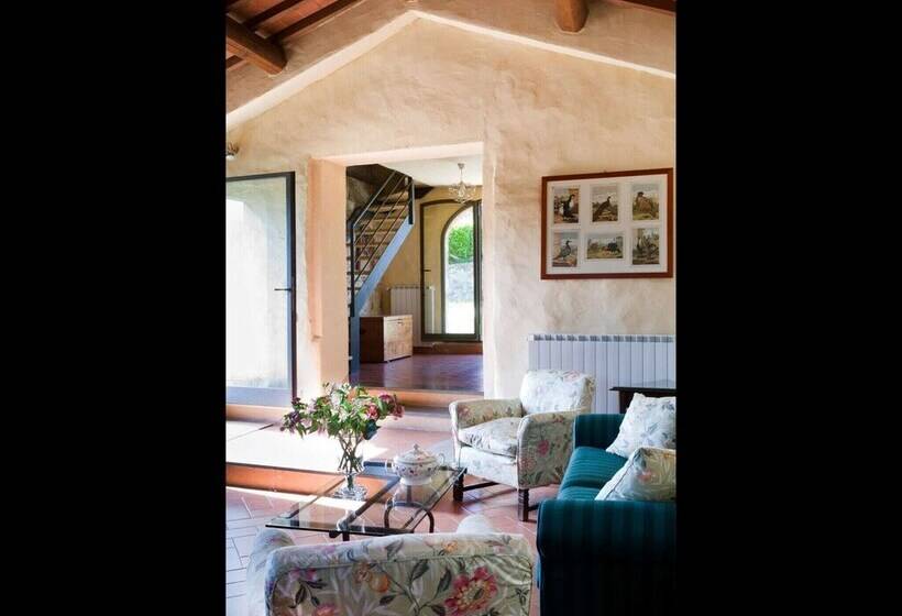 Lovely Cottage In S. Donato In Collina With Terrace