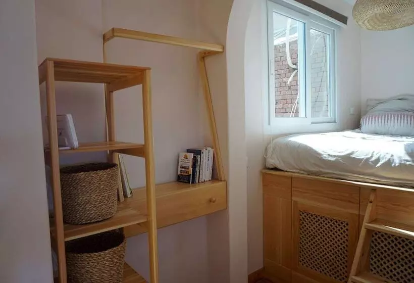 Madina Hostel
