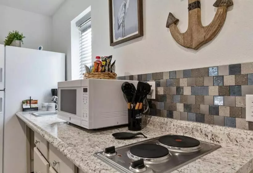 Motelli Extended Stay Gun Barrel City