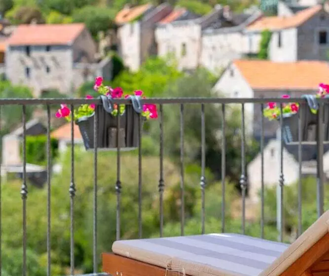 Majatalo Rustic Luxury Villa Fulmin