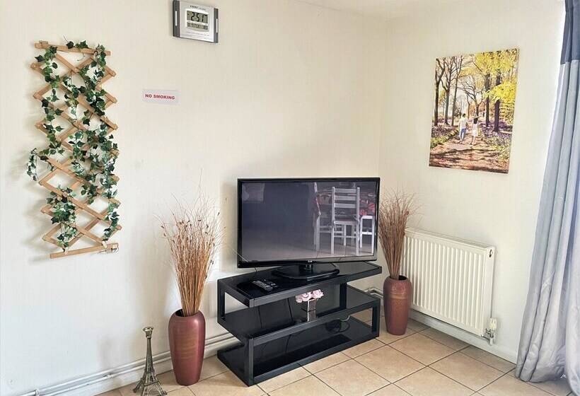 پانسیون The Hk House   Family Friendly Near To Blenheim Palace & Oxford City Centre