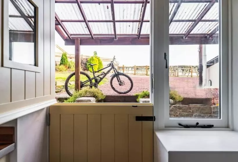 レジデンス Beautiful House In The Forest Of Dean Countryside