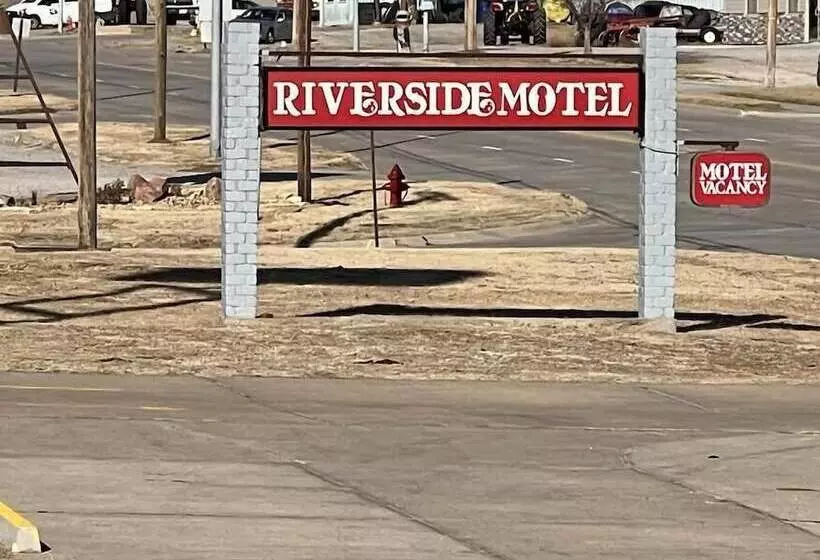 Riverside Motel
