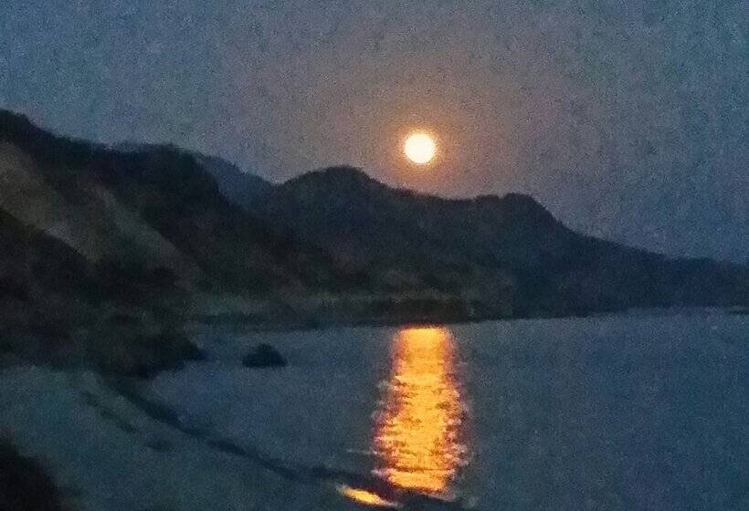 Stunning 2 Bedrooms Private Cottage In Palaiochora