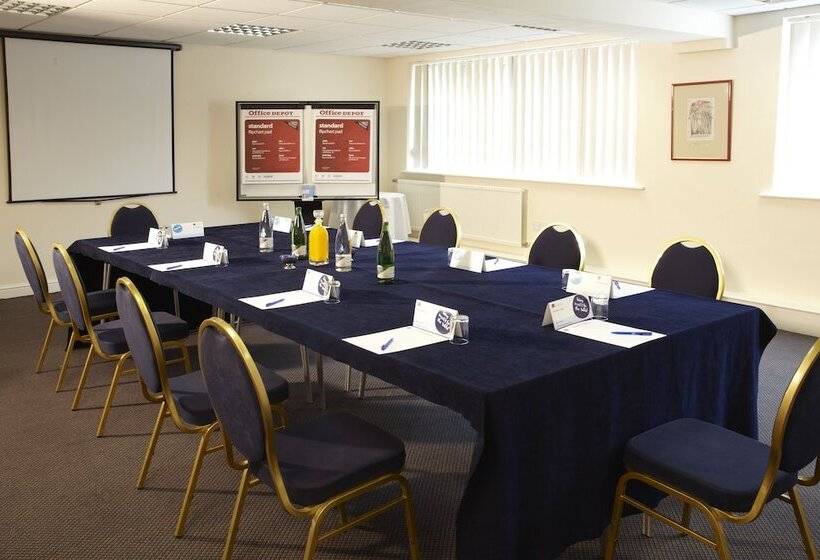 Tiverton Hotel Lounge & Venue Formally Best Western