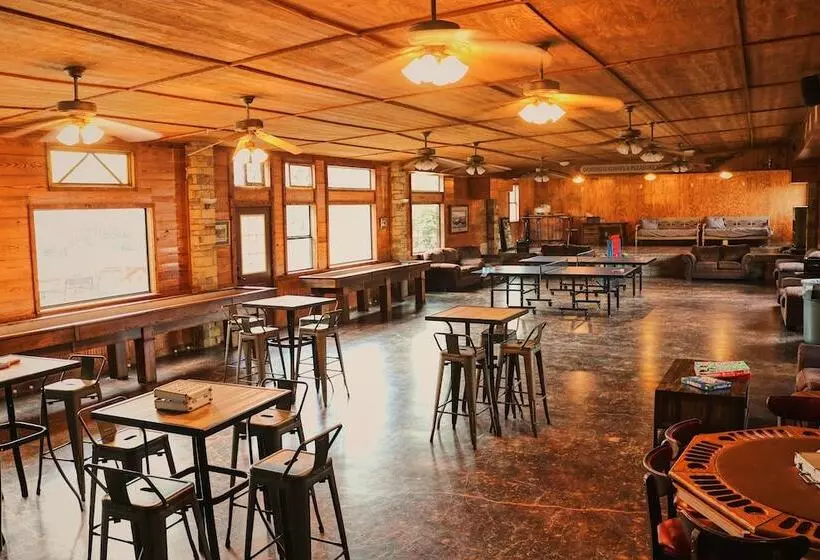 17 Son S Rio Cibolo   Birdhouse Cabin