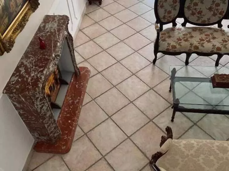 Aamiaismajoitus (B&B) Palazzo Excelsus