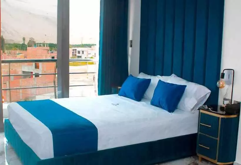 ホテル Blue Three