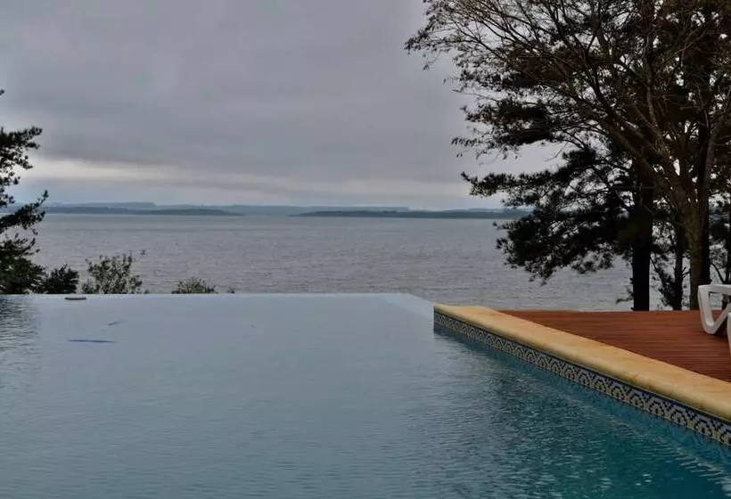 ホテル Blusky Lodge