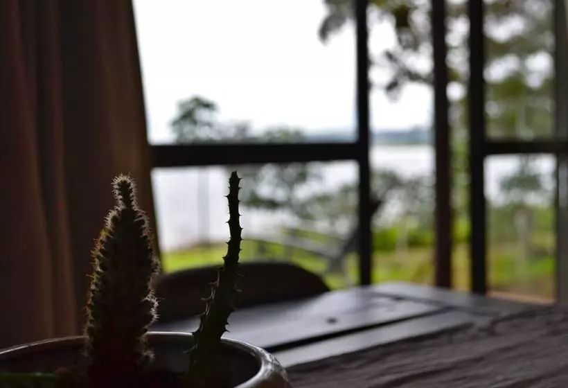 ホテル Blusky Lodge