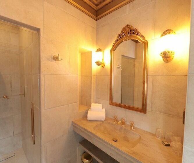 בית מלון כפרי Puy Du Fou France – Hôtel Le Grand Siècle