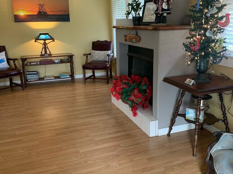 Nature Coast Inn And Cottages