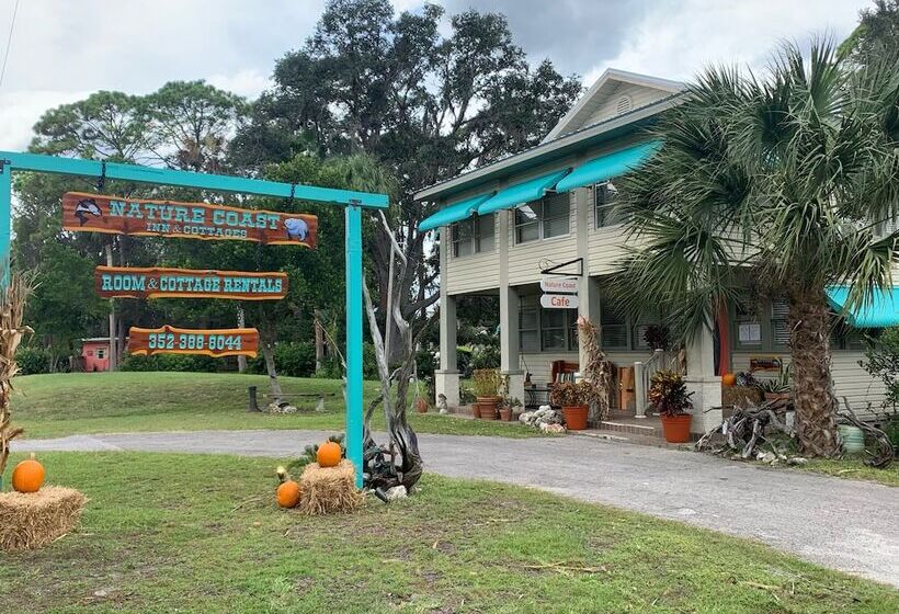 Nature Coast Inn And Cottages