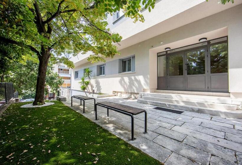 ペンション Caldo Luxury Rooms