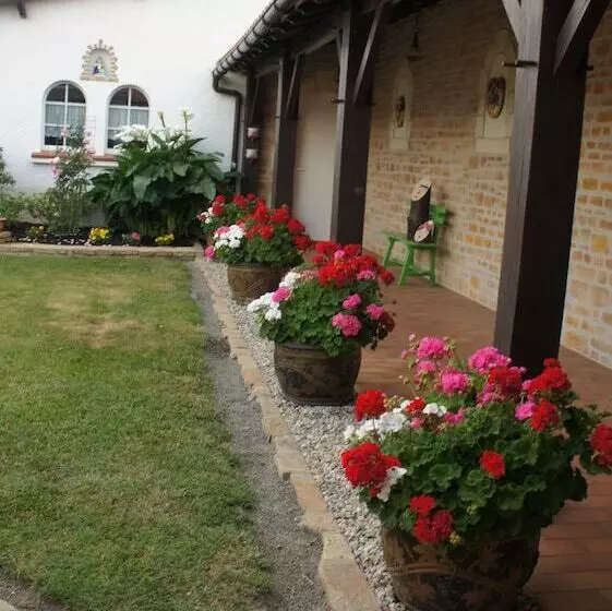 Majatalo Chez Bernadou