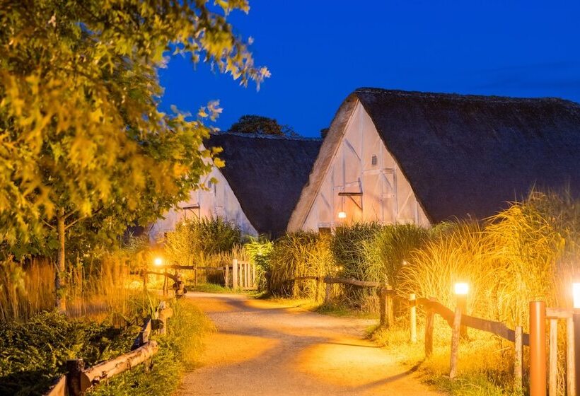 Puy Du Fou France   Hotel Les Iles De Clovis