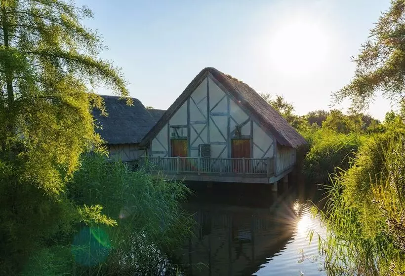 Puy Du Fou France   Hotel Les Iles De Clovis