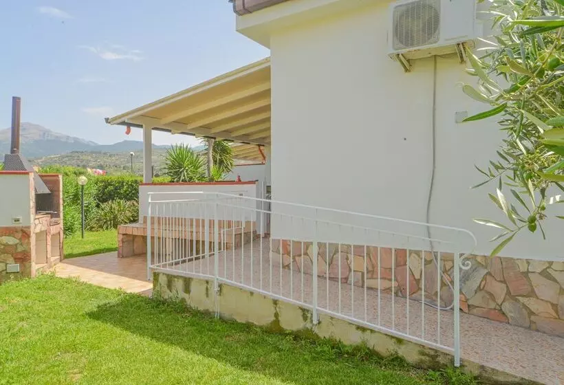 Residenssi Casa Vacanze Mare Nostrum Beach Front