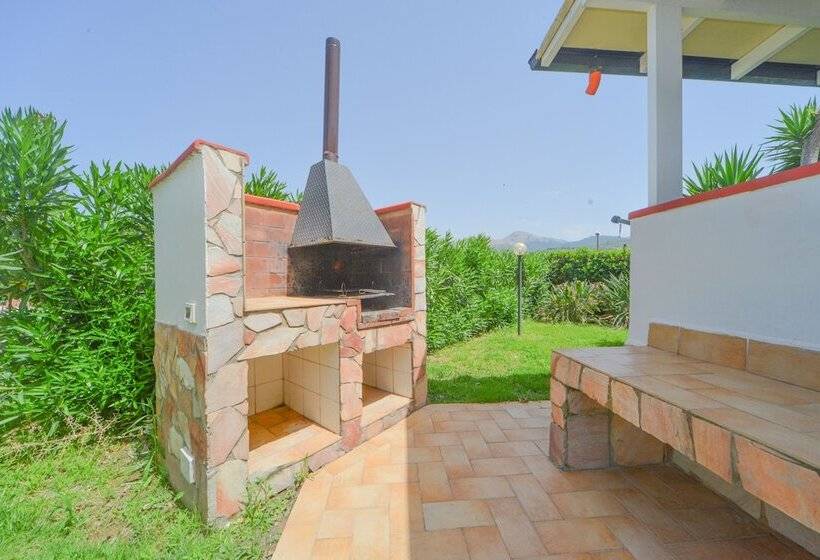 إقامة Casa Vacanze Mare Nostrum Beach Front