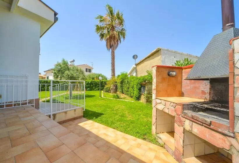 Residenssi Casa Vacanze Mare Nostrum Beach Front