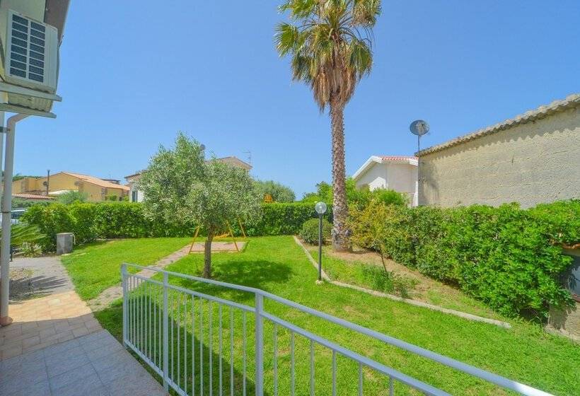 إقامة Casa Vacanze Mare Nostrum Beach Front