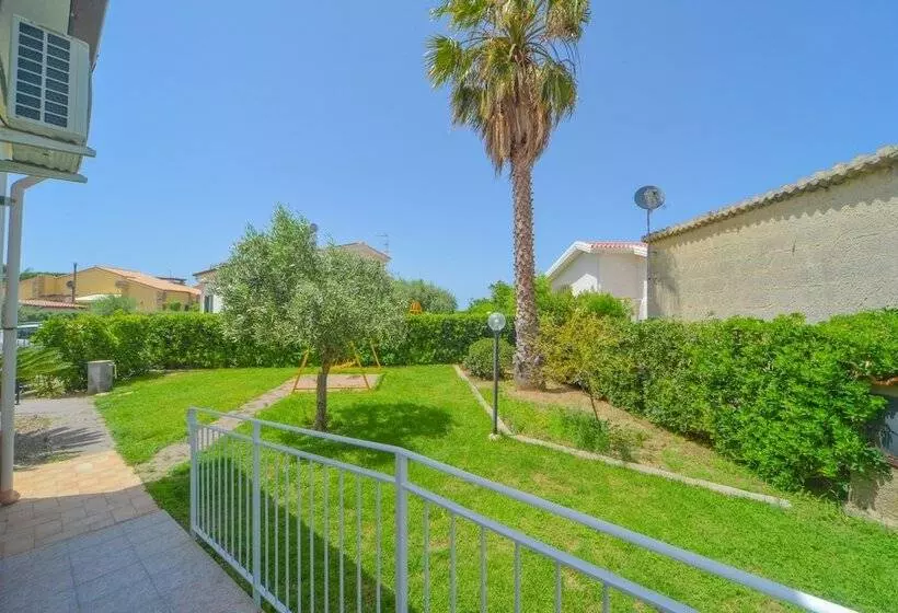 Residenssi Casa Vacanze Mare Nostrum Beach Front