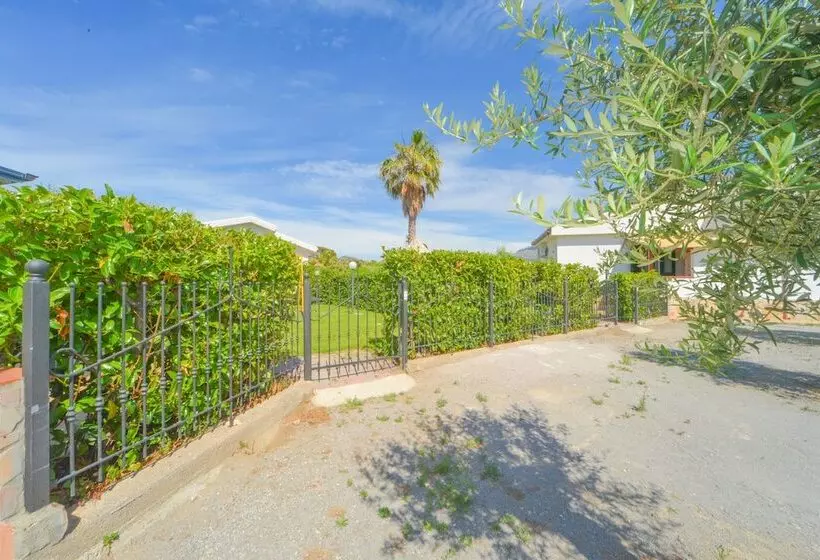 Residenssi Casa Vacanze Mare Nostrum Beach Front