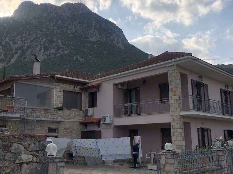 Резиденция Mountain House 3 Bedroom