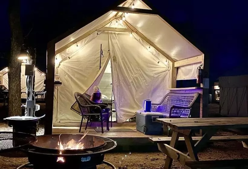 Son S Rio Cibolo   Glamping Cabin J