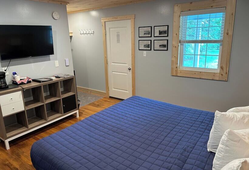 Tuggle S Gap Roadside Inn   Blue Ridge Parkway