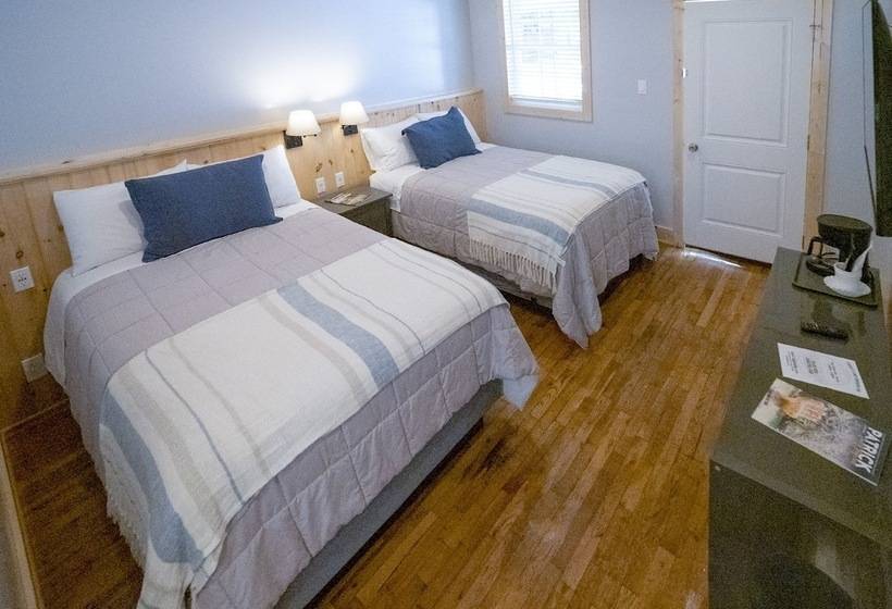 Tuggle S Gap Roadside Inn   Blue Ridge Parkway