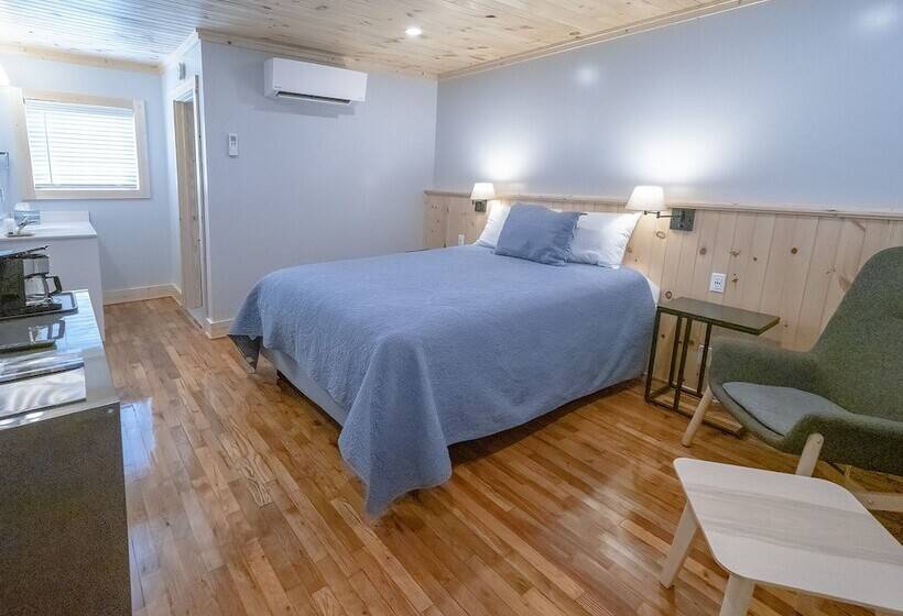 Tuggle S Gap Roadside Inn   Blue Ridge Parkway