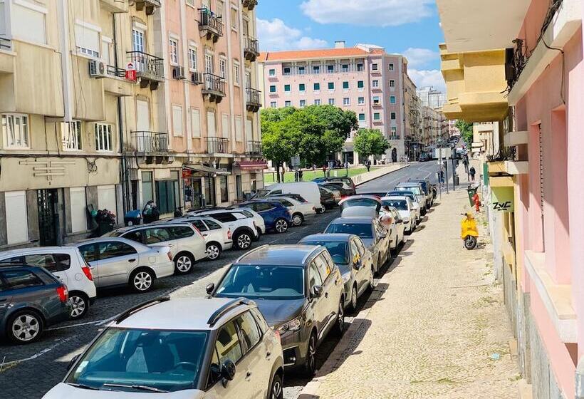 هاستل Lisboa Parque Guest House