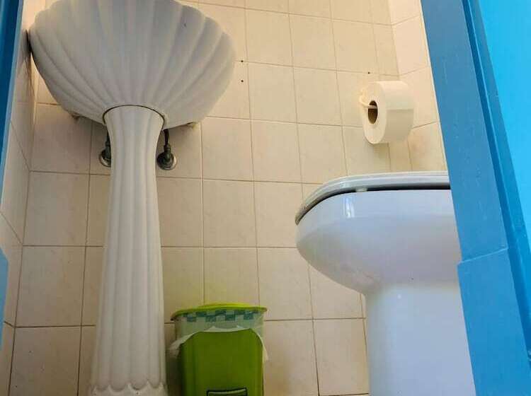 هاستل Lisboa Parque Guest House