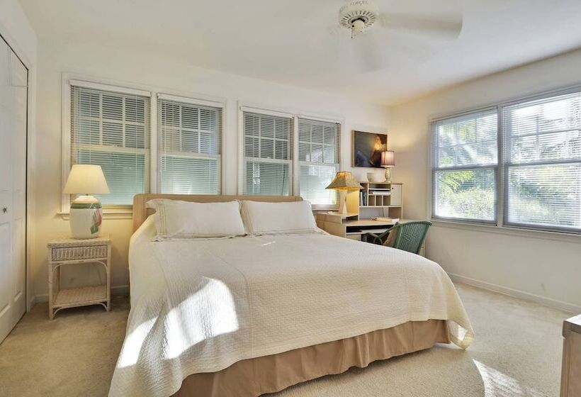 Artist Garden By Avantstay Great Location W/ Balcony, Outdoor Dining, Shared Pool & Bbq! Week Long S