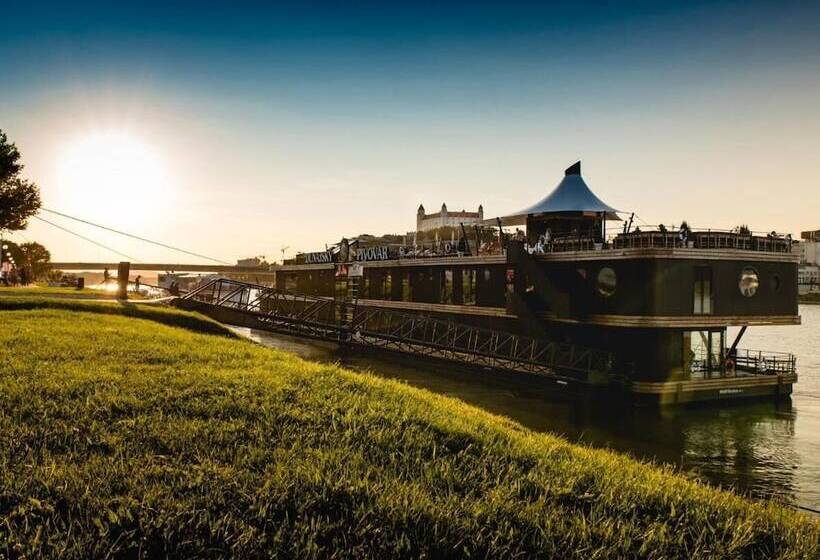 Botel Dunajský Pivovar